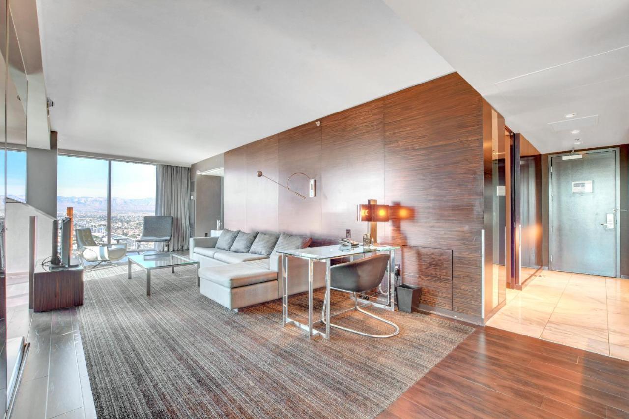 Private Luxury Panoramic At Palms Place Apartahotel