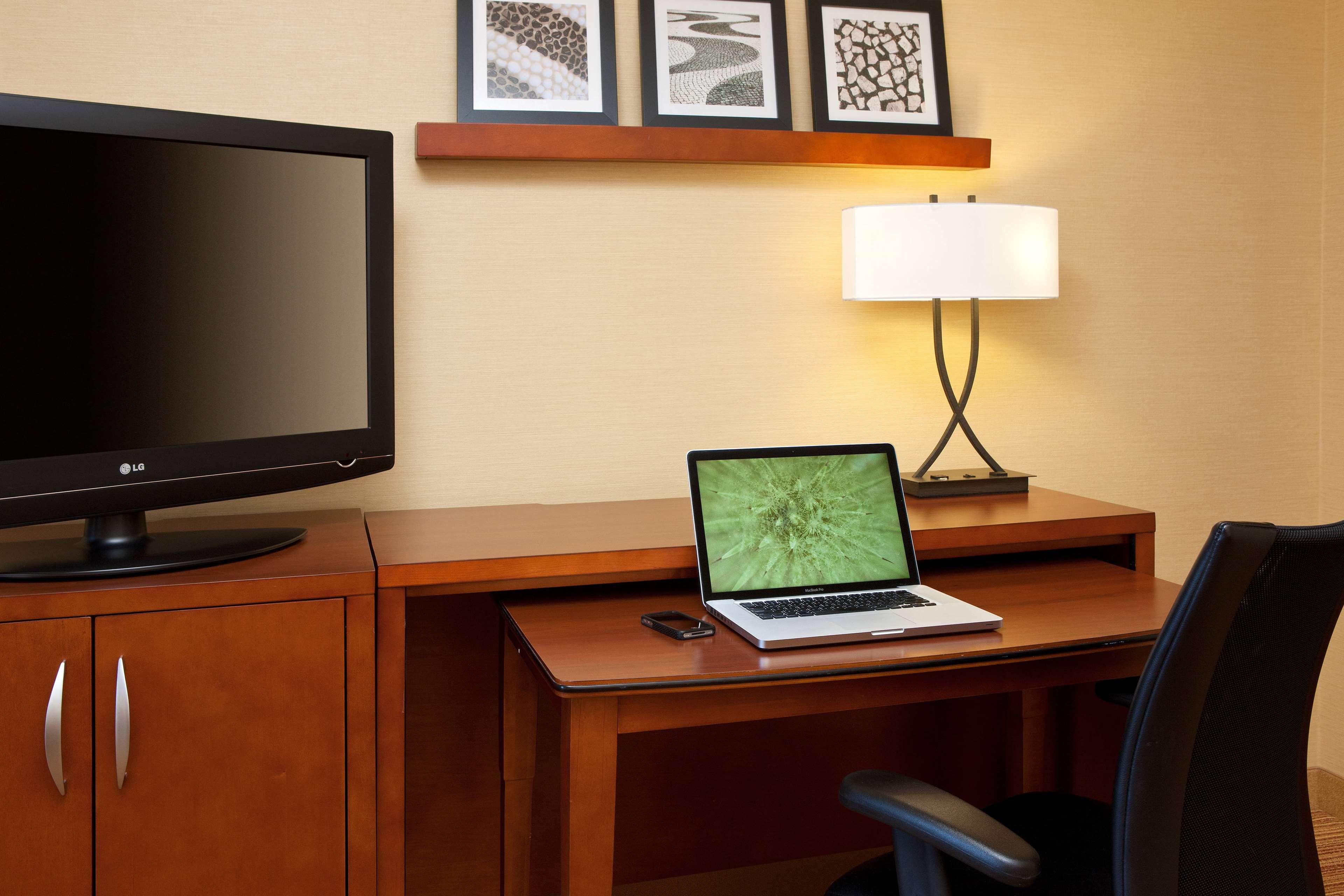 Sonesta Select Vegas Summerlin Hotel