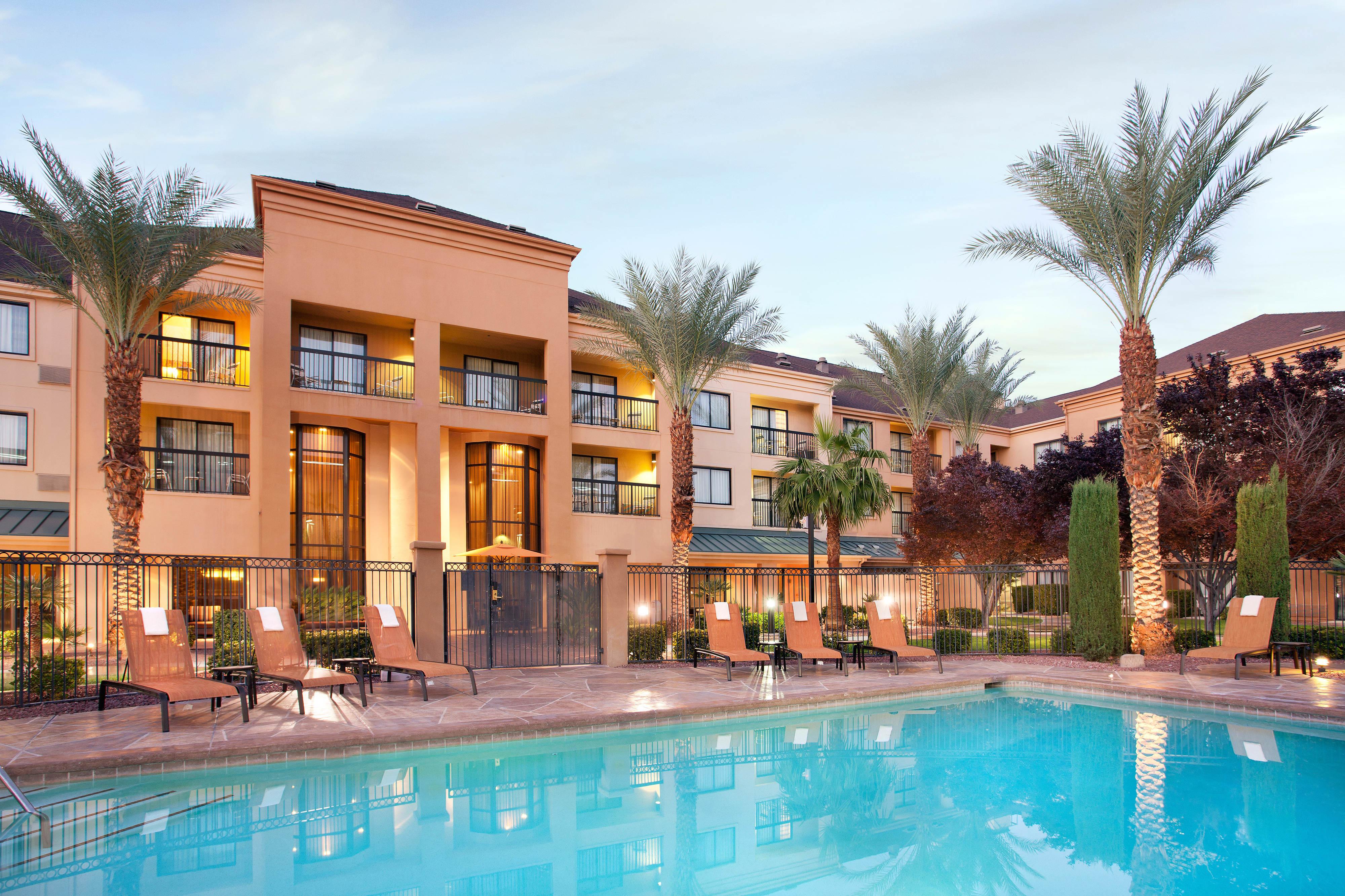 Sonesta Select Vegas Summerlin Hotel