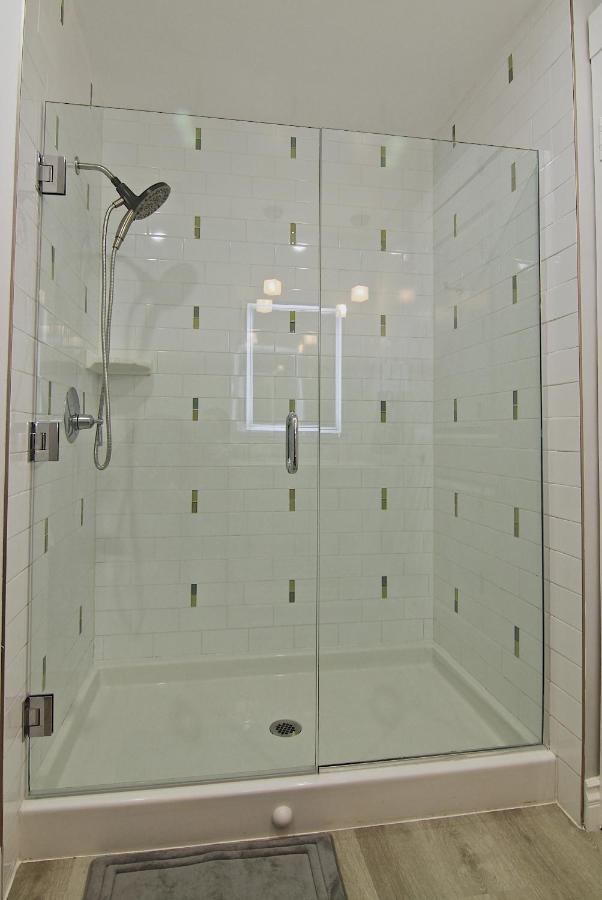 Apartamento Newly Renovated Modern *
