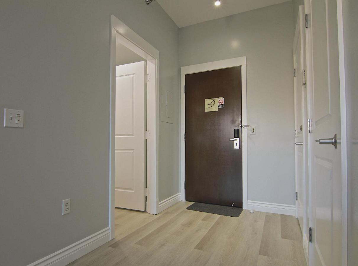 Apartamento Newly Renovated Modern *