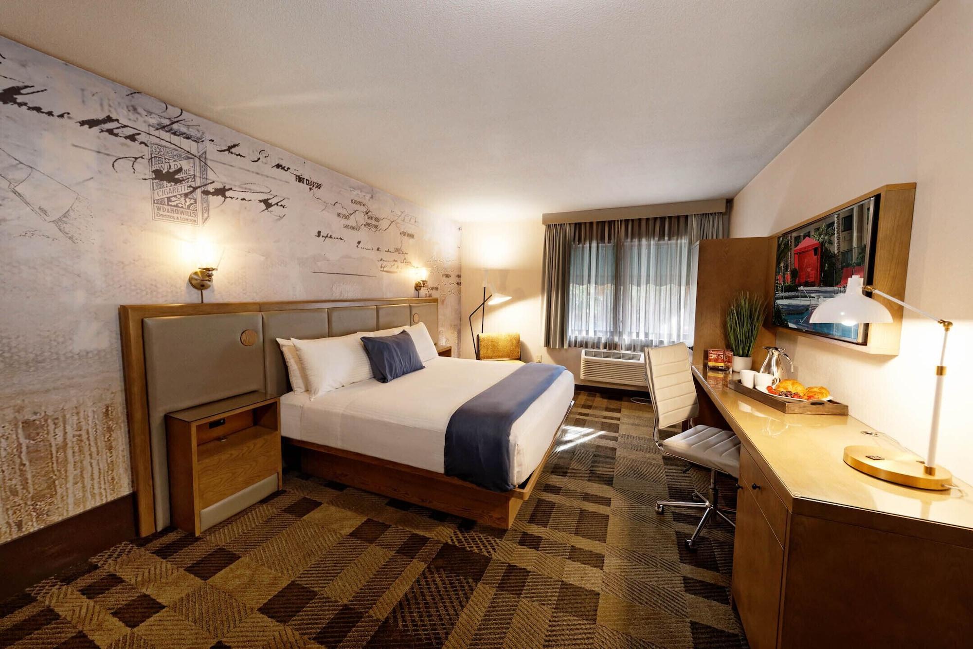 Silver Sevens Y Casino Hotel 3*