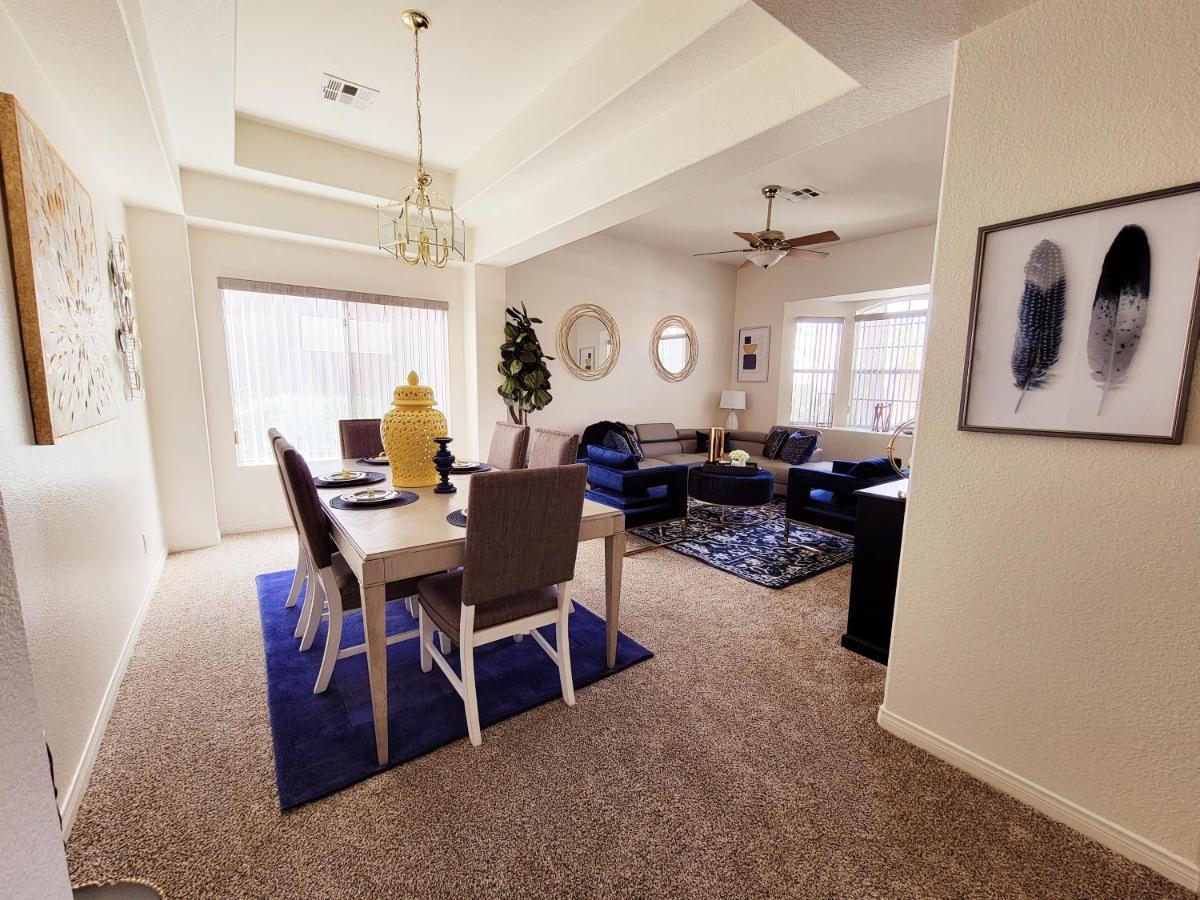 Desert-star Holiday home *