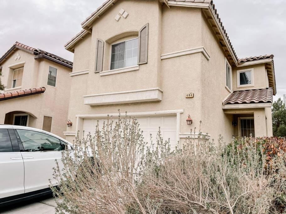 Сasa de vacaciones 3 Bedroom 15min To Strip/fremont St Exp Fast Wifi Las Vegas