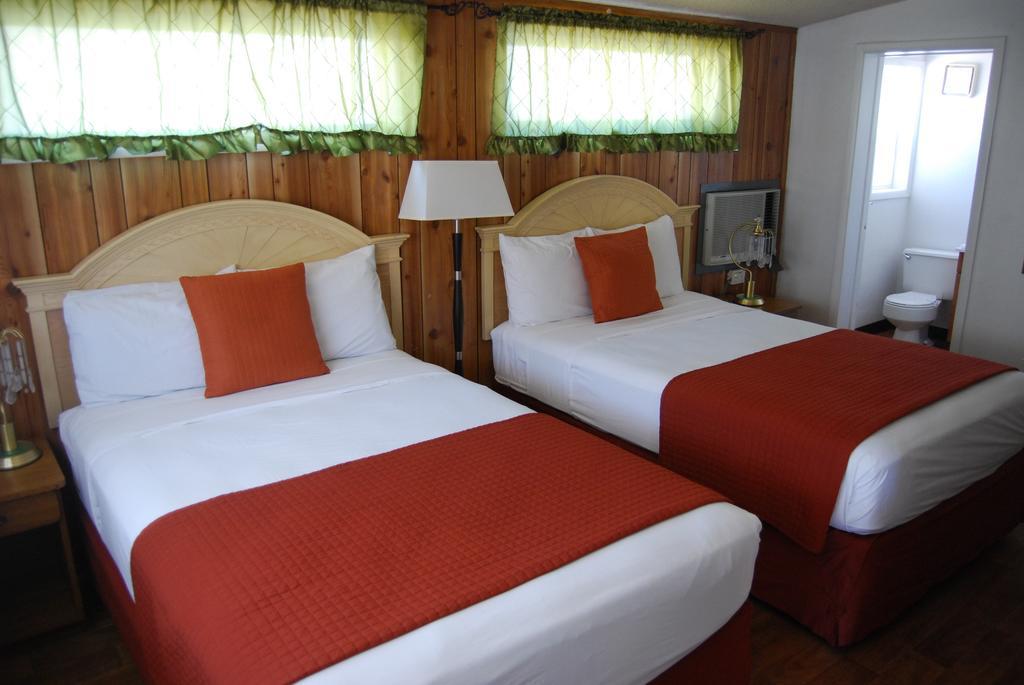 Motel El Mirador 2*