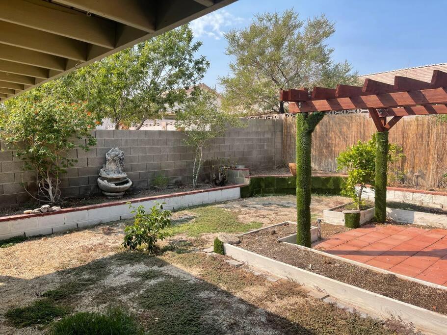 Сasa de vacaciones Enjoy Fruits Of Your Labours Staying At 601 Grape Drive