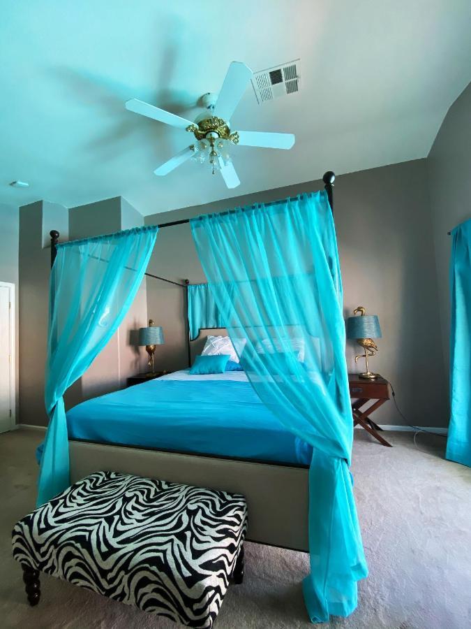 Amazing Pool And Jaccuzi 3 Bedroom In Heart Of Lv Las Vegas