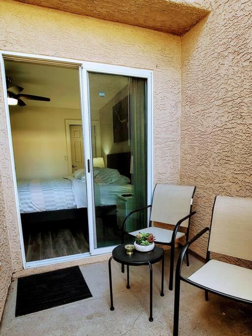 L - Fully Remodeled And Professionally Decorated Apartamento Las Vegas