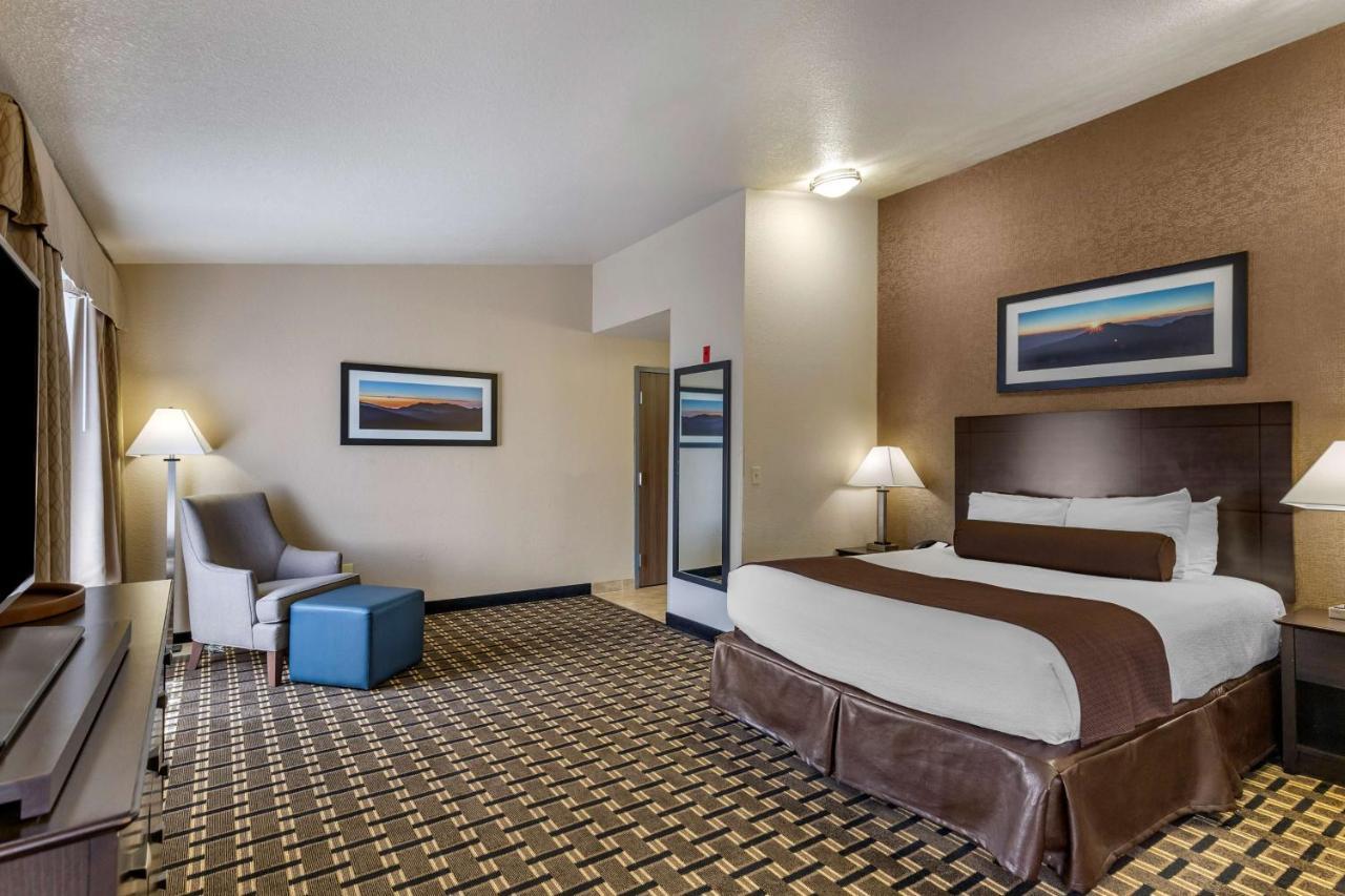 Hotel Western Vegas West 3*