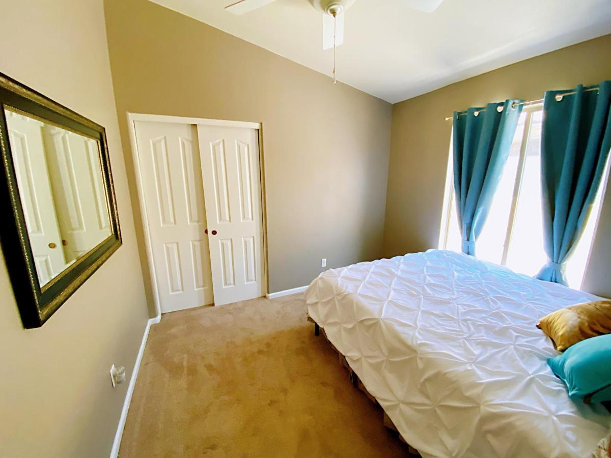 Villa Amazing Pool And Jaccuzi 3 Bedroom In Heart Of Lv *
