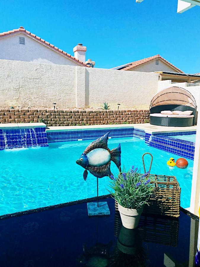 Amazing Pool And Jaccuzi 3 Bedroom In Heart Of Lv Las Vegas