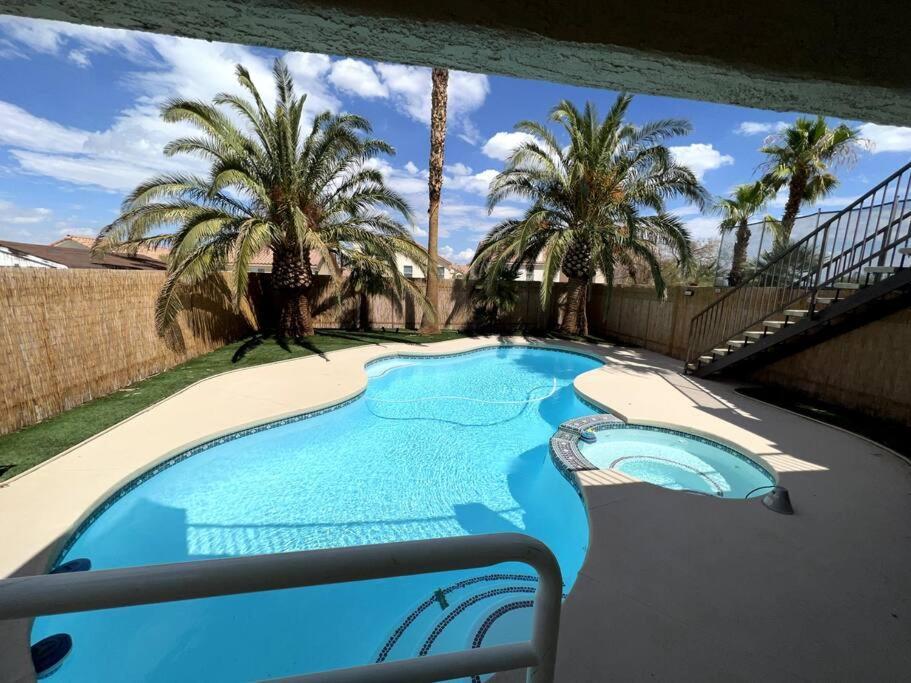 Сasa de vacaciones Caramelize Life With A At 908 Carmel Shores Las Vegas