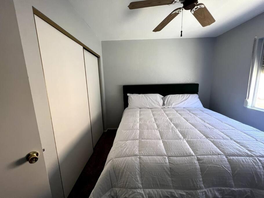 Caramelize Life With A At 908 Carmel Shores Сasa de vacaciones Las Vegas