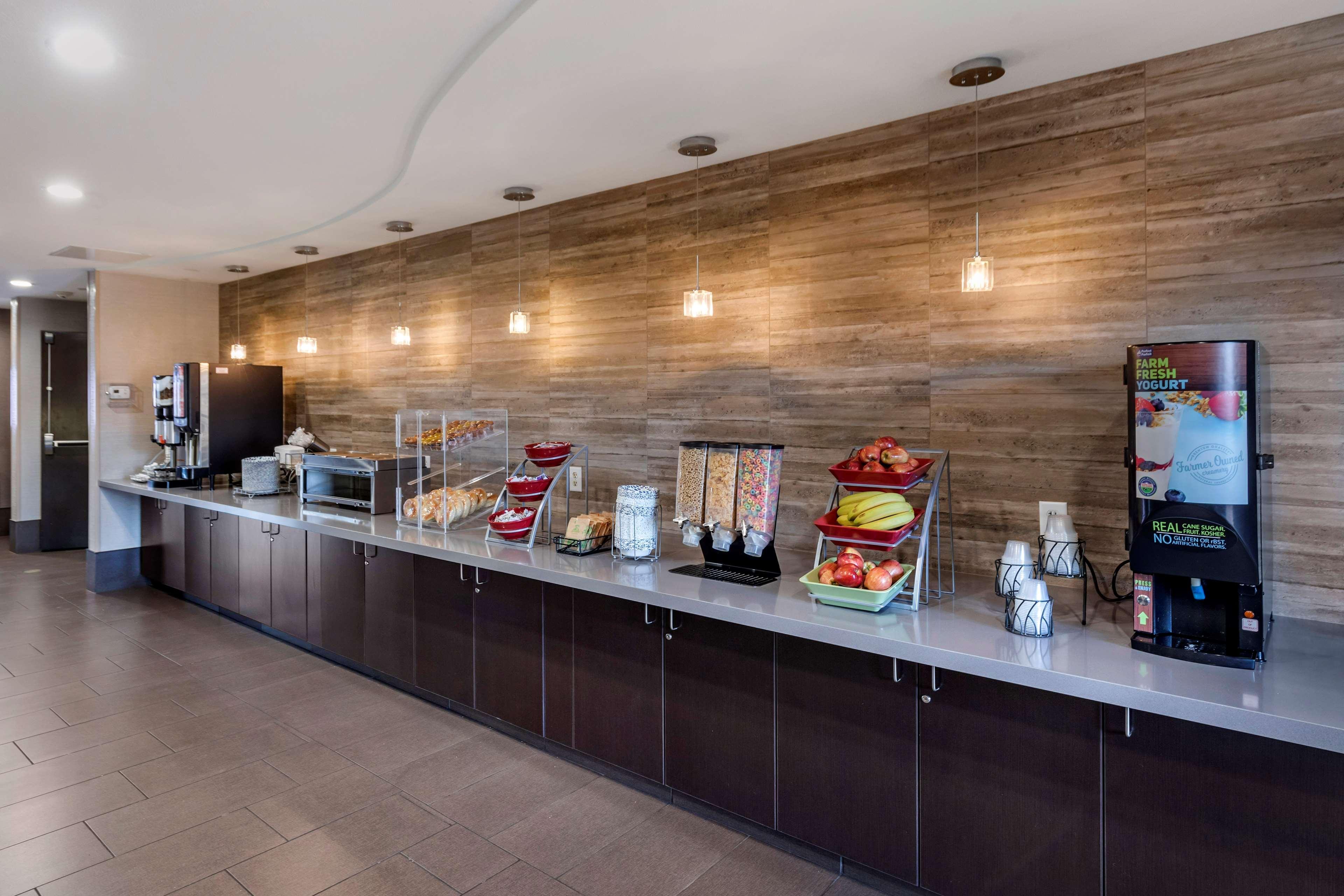 Western Vegas South Henderson Hotel 3*