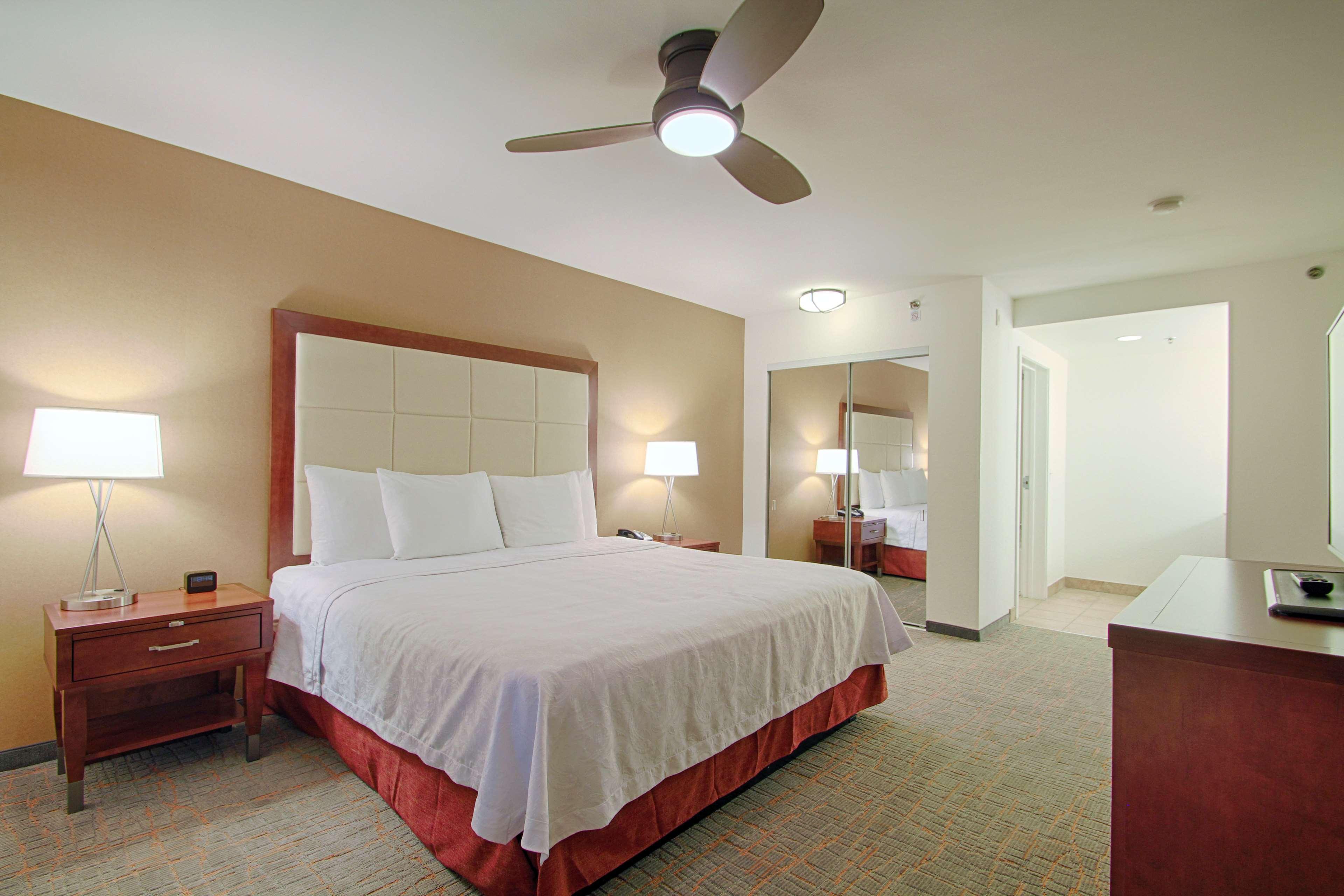Homewood By Hilton Vegas Airport 3*