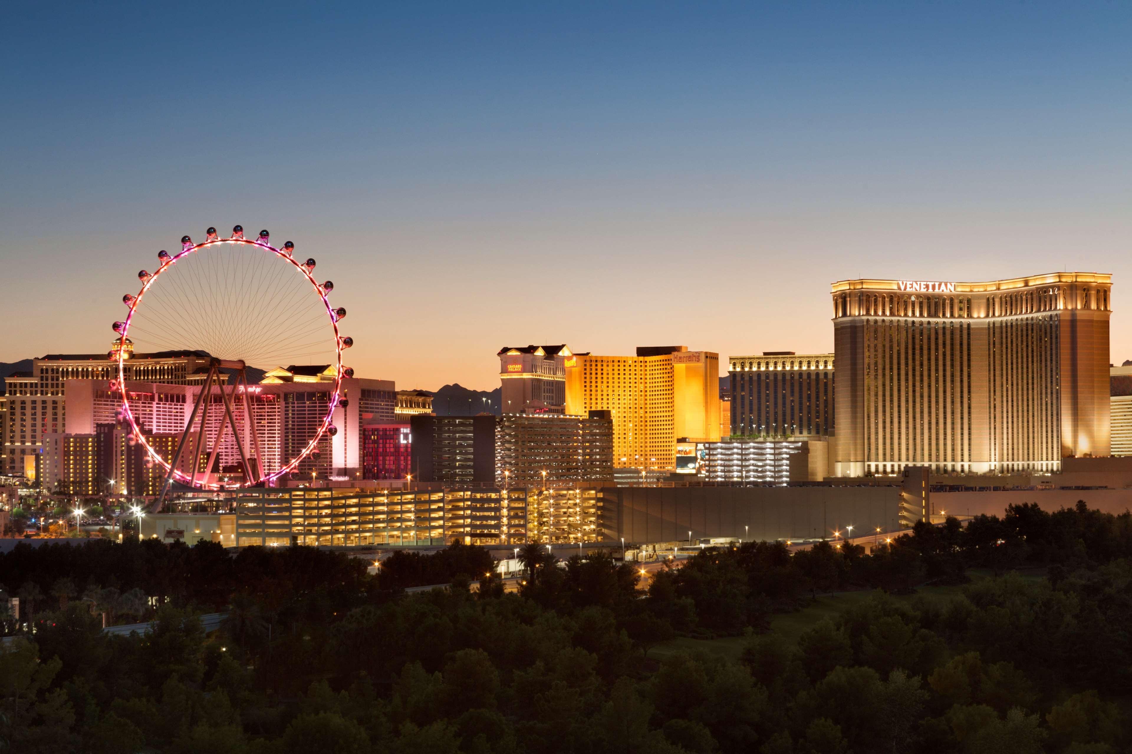 Hotel Embassy Vegas Convention Center Paradise Road 4*