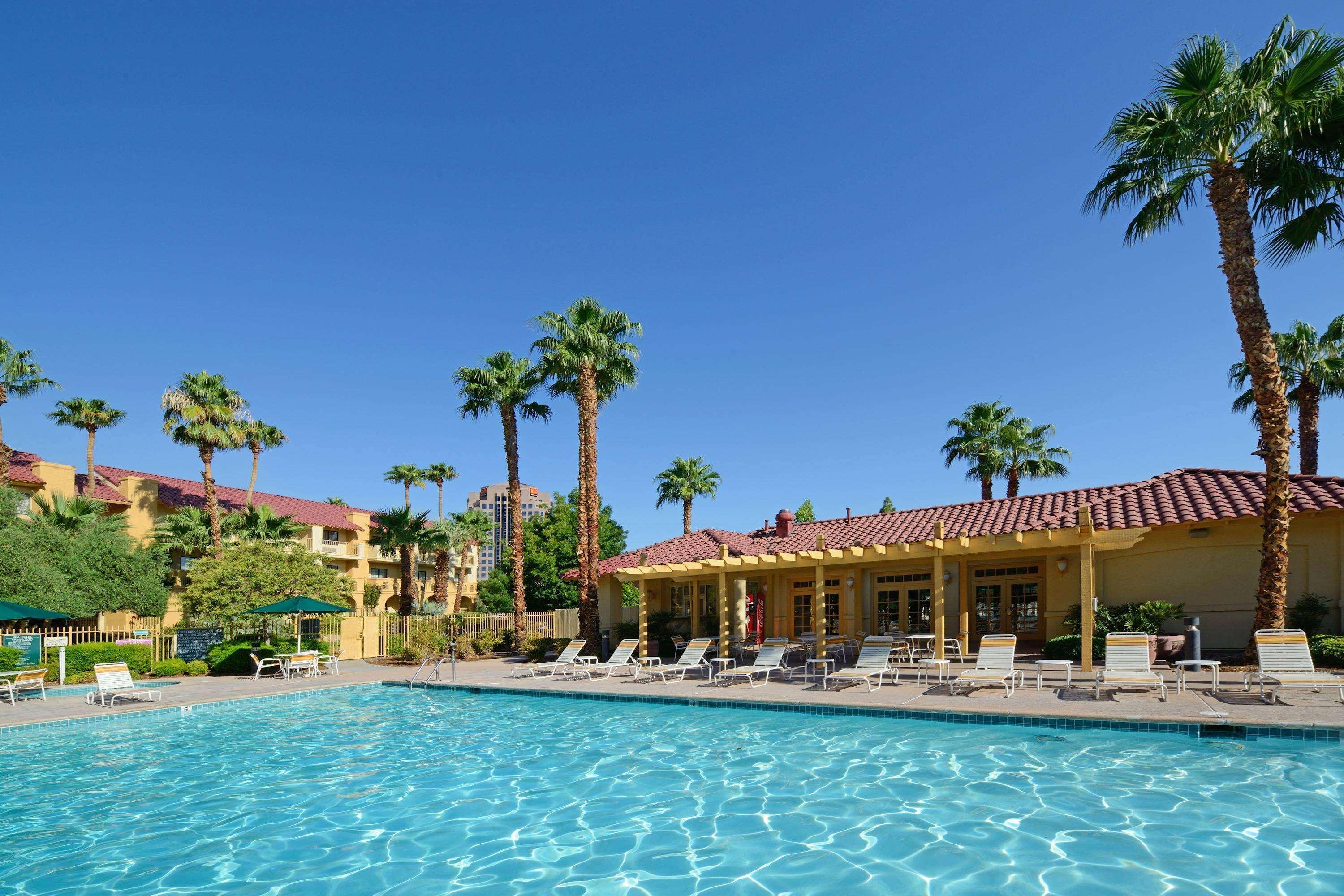 Hotel La Quinta By Wyndham Vegas Airport N Conv. 3*