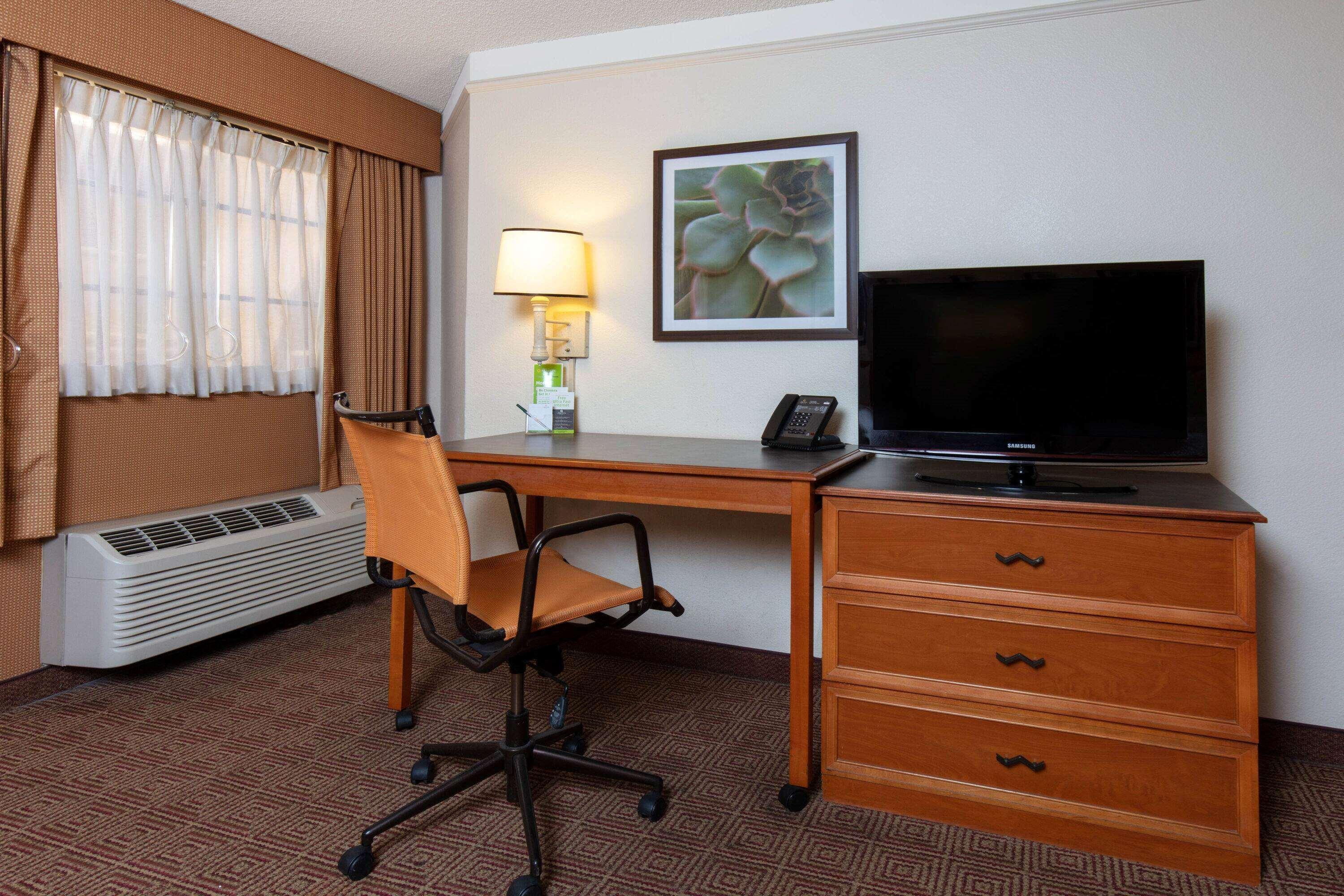 Hotel La Quinta By Wyndham Vegas Airport N Conv. Las Vegas