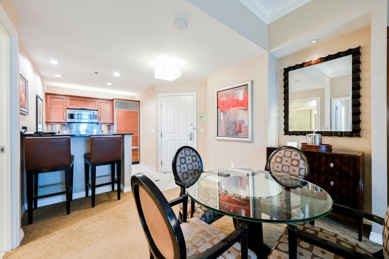 Stripviewsuites Penthouse Two-bedroom Conjoined Apartahotel *