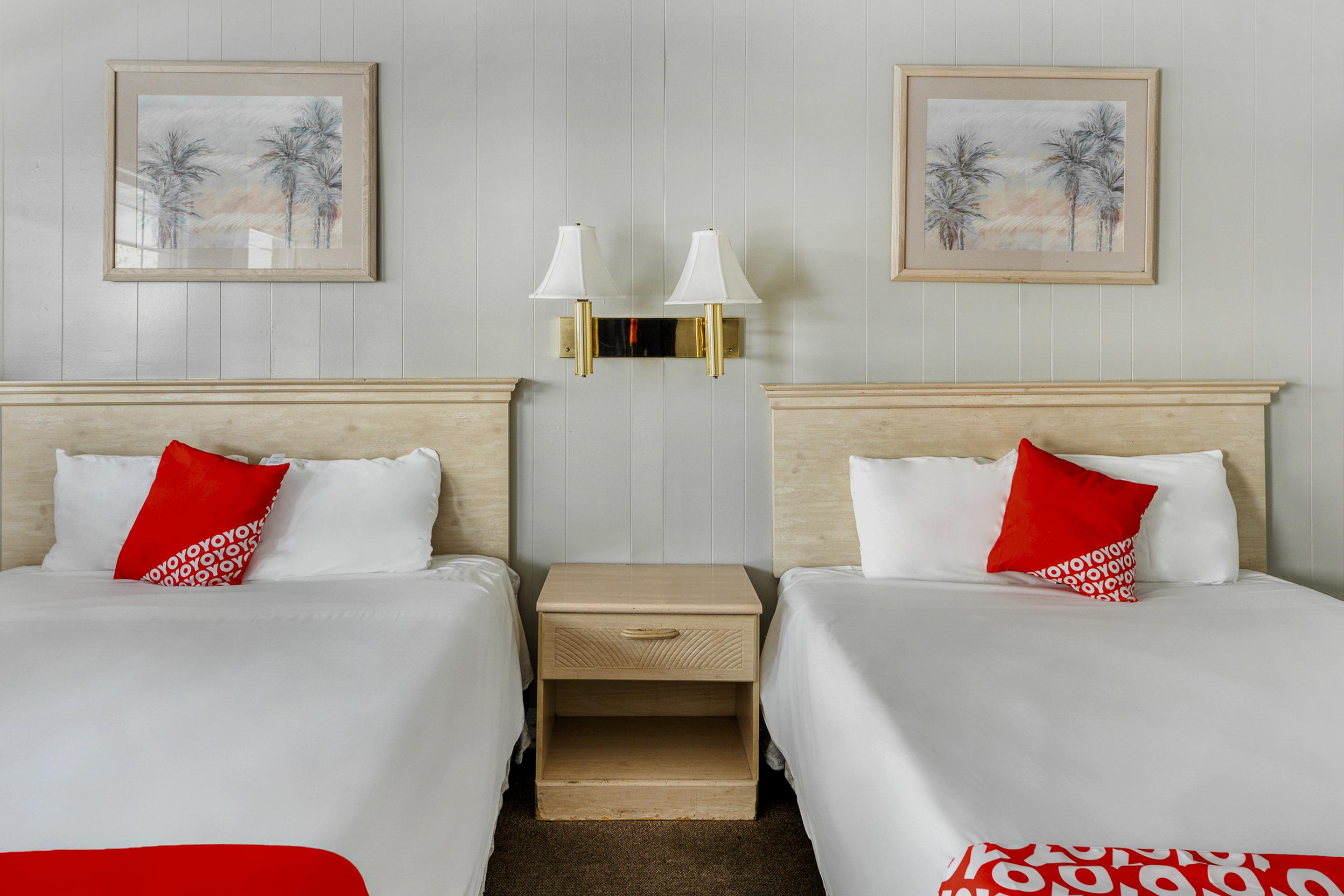 Oyo Gateway Vegas North Strip/fremont St. Area Hotel