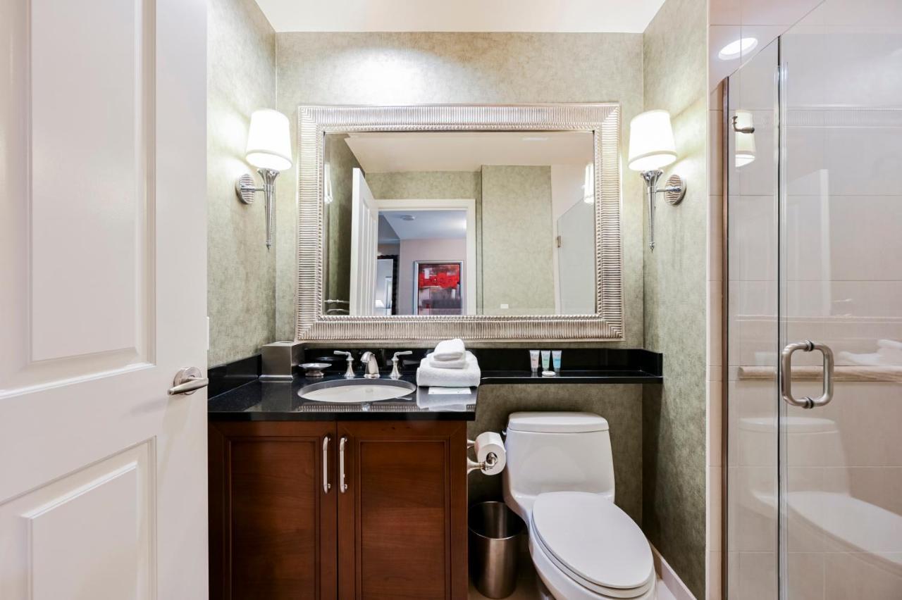 Stripviewsuites Penthouse Two-bedroom Conjoined Apartahotel *