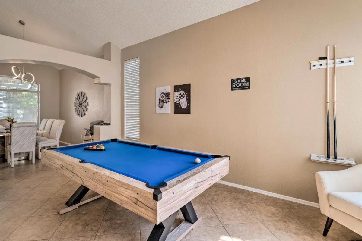 A Beautiful House With Hot Tub, Grill & Games! Сasa de vacaciones