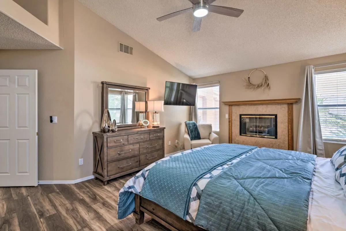 Сasa de vacaciones A Beautiful House With Hot Tub, Grill & Games! *