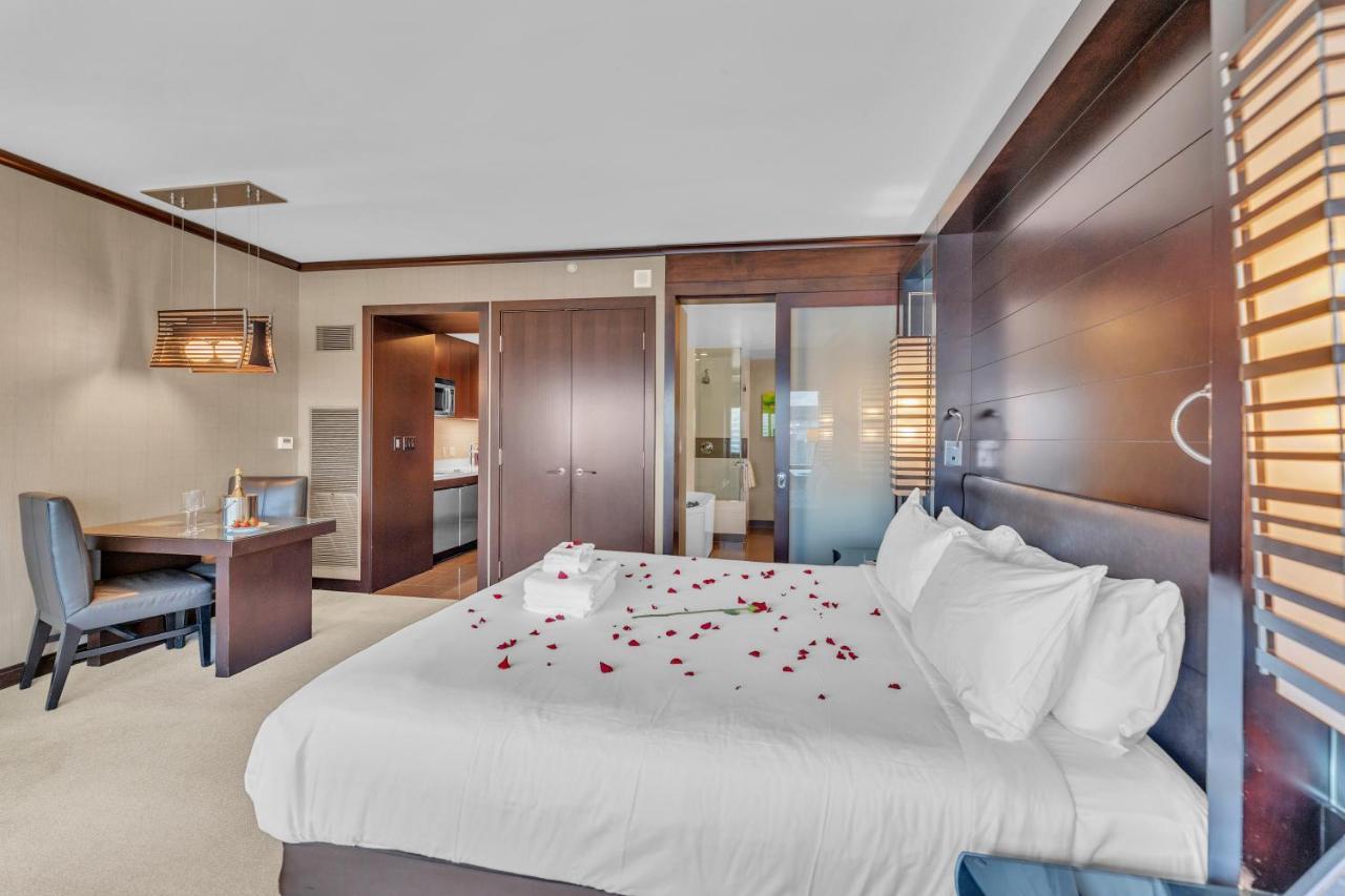Vdara Beautiful On 22nd Flr Free Valet Parking Apartahotel Las Vegas