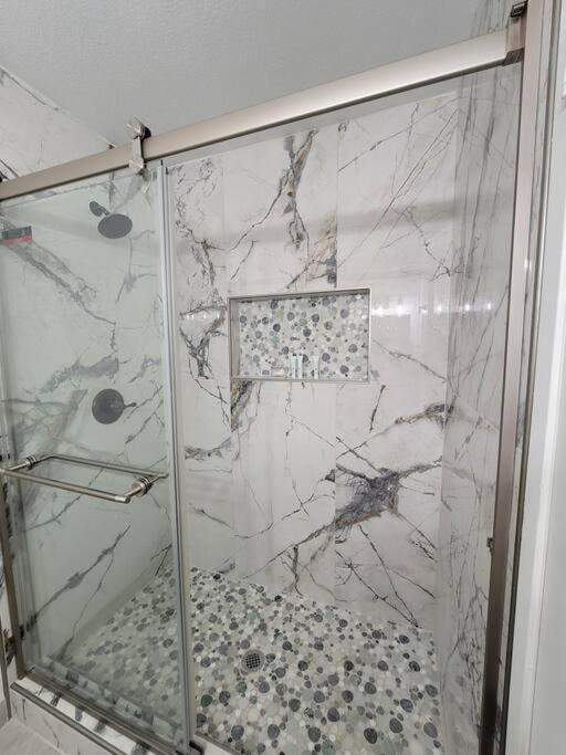 Cheerful, Fresh And Spacious 3 Bedroom Townhome, Сasa de vacaciones Las Vegas