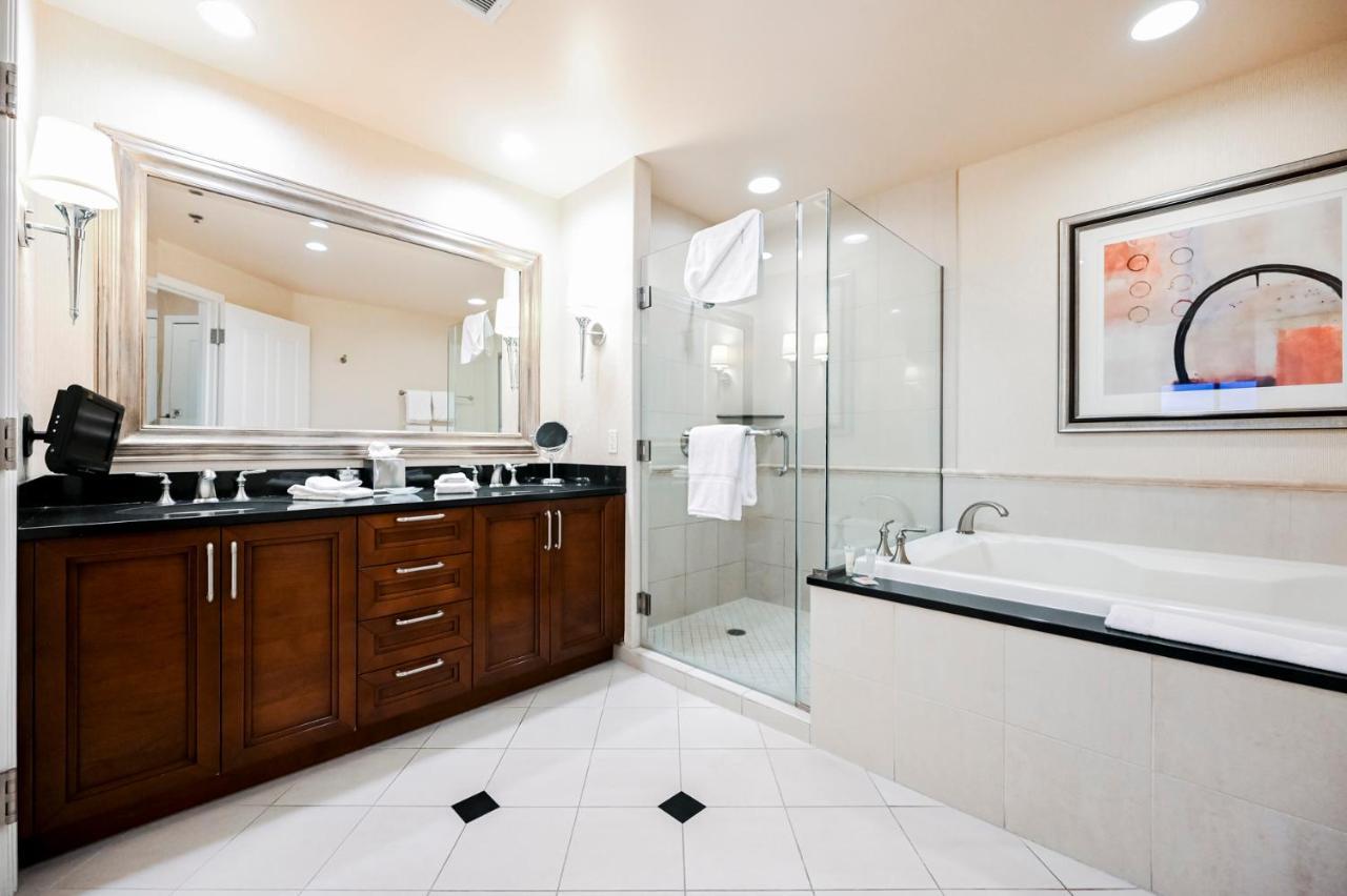 Apartahotel Stripviewsuites Penthouse Two-bedroom Conjoined Las Vegas