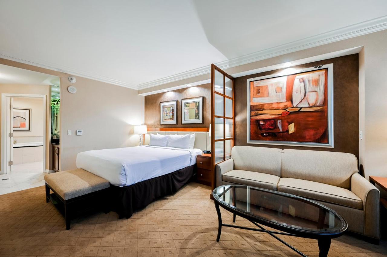 Stripviewsuites Penthouse Two-bedroom Conjoined Apartahotel Las Vegas