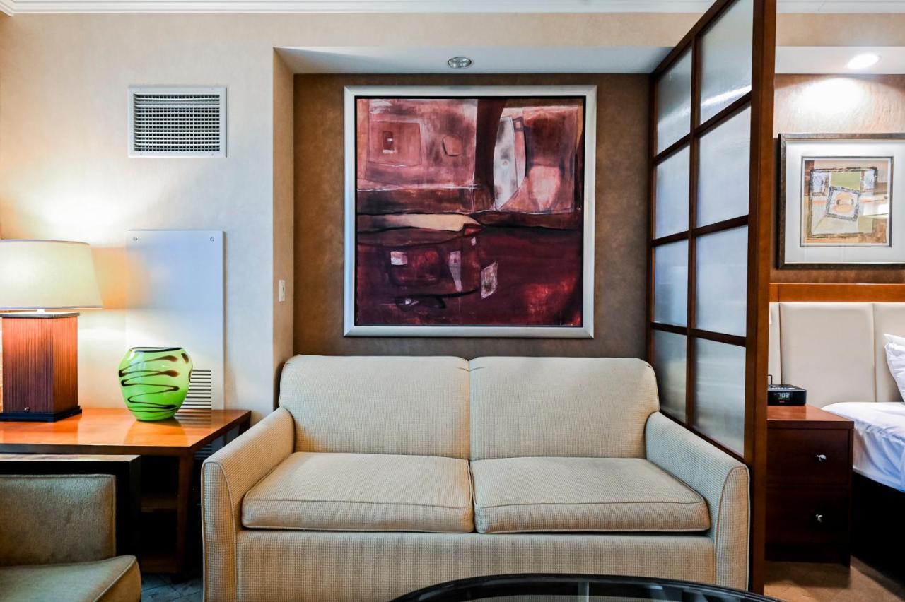 Stripviewsuites Penthouse Two-bedroom Conjoined Apartahotel *