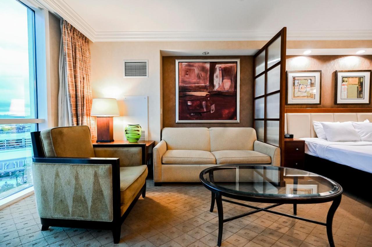 Stripviewsuites Penthouse Two-bedroom Conjoined Apartahotel