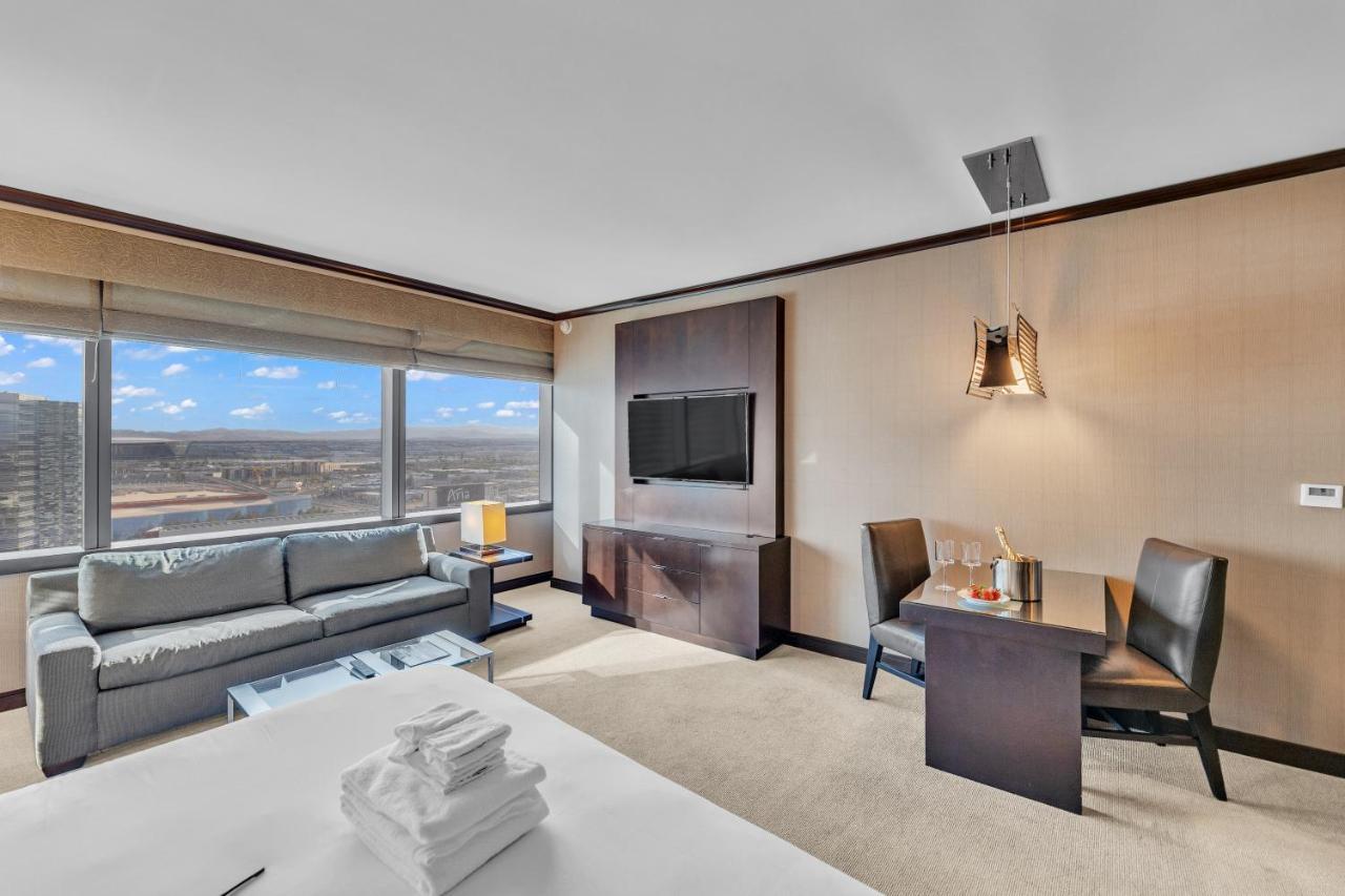 Vdara Beautiful On 22nd Flr Free Valet Parking Apartahotel Las Vegas