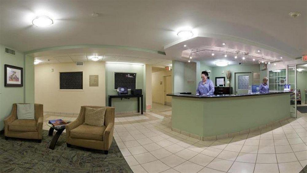 Hotel Sonesta Simply Vegas Convention Center 3*