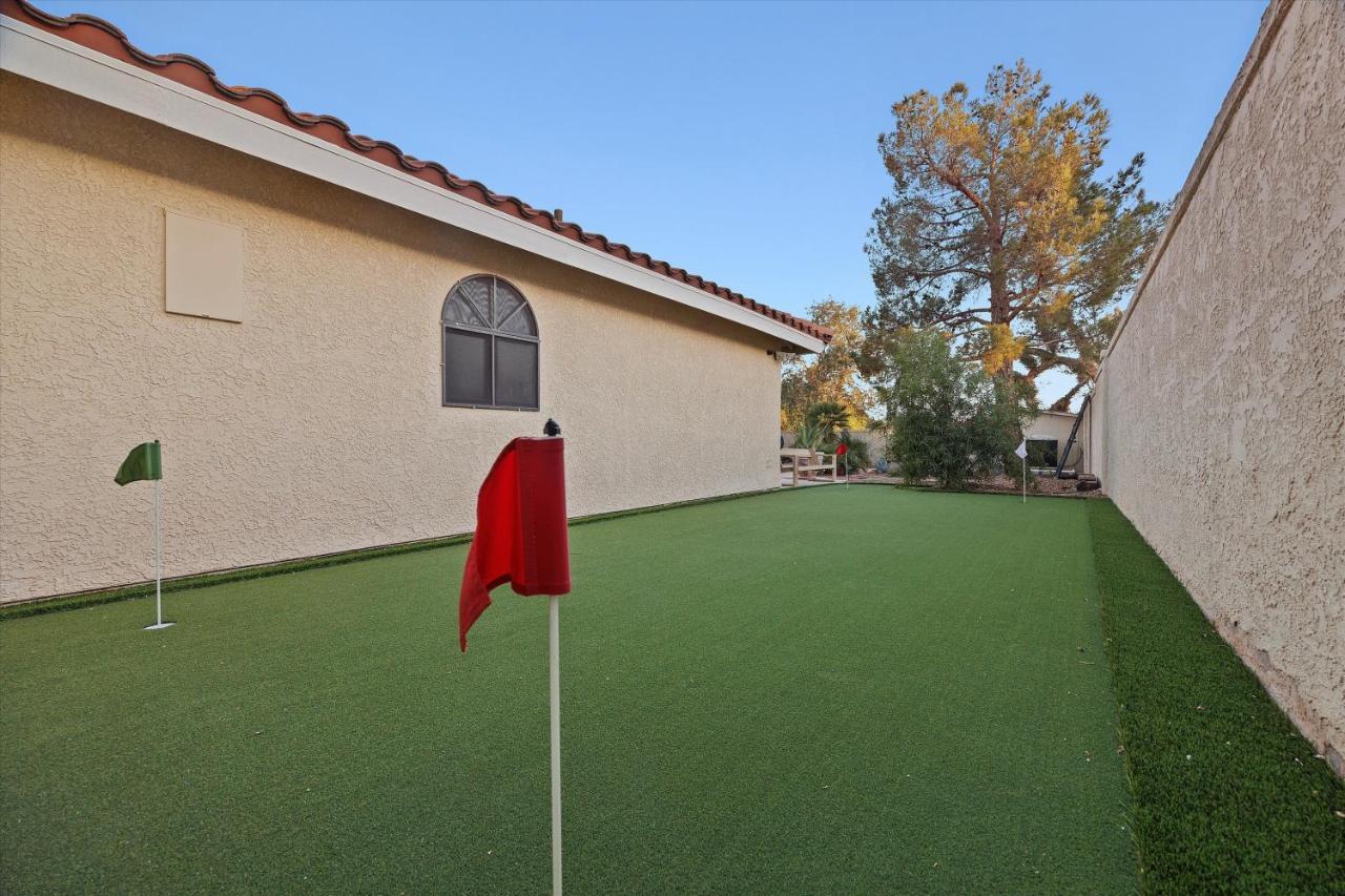 Ranch Style With Pool And