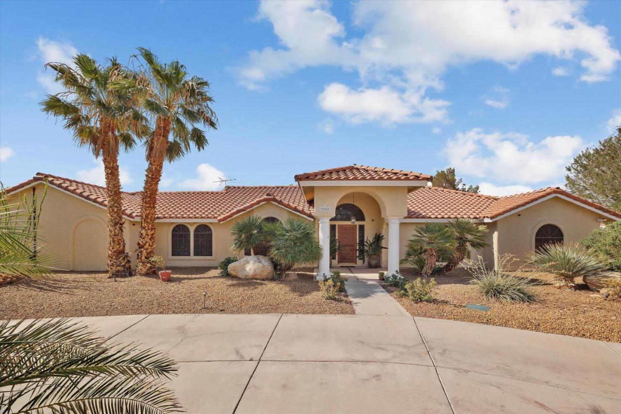 Villa Ranch Style With Pool And
