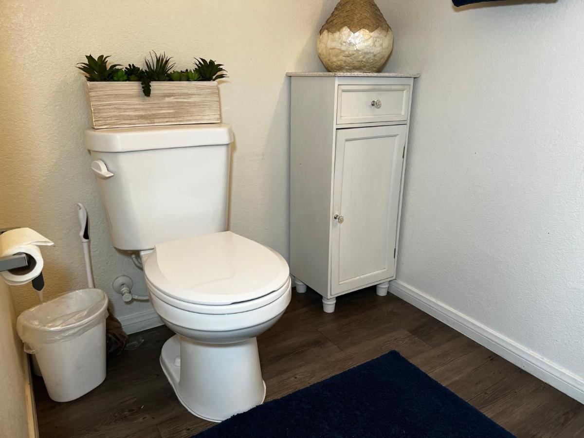 Spacious, Chic 3bd, Sleeps 8 Convenient To Everything Habitación en casa particular Las Vegas