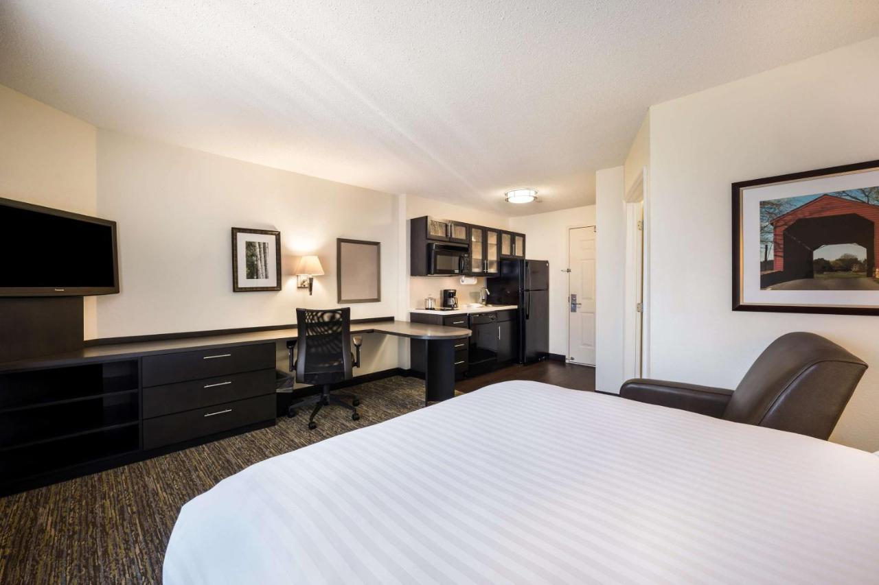Sonesta Simply Vegas Convention Center
