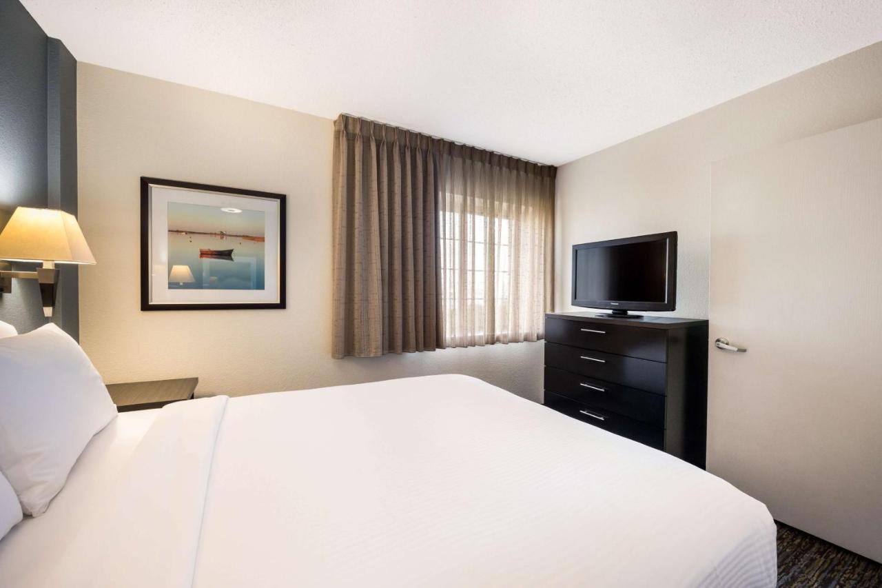 Hotel Sonesta Simply Vegas Convention Center 3*
