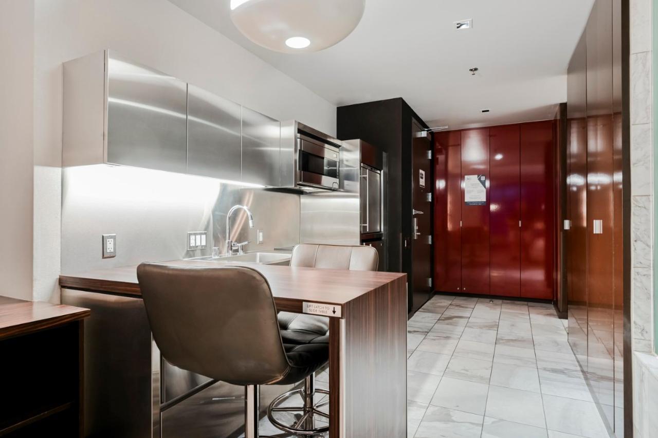 Apartahotel Stripviewsuites Two-bedroom Con-joined Exclusive