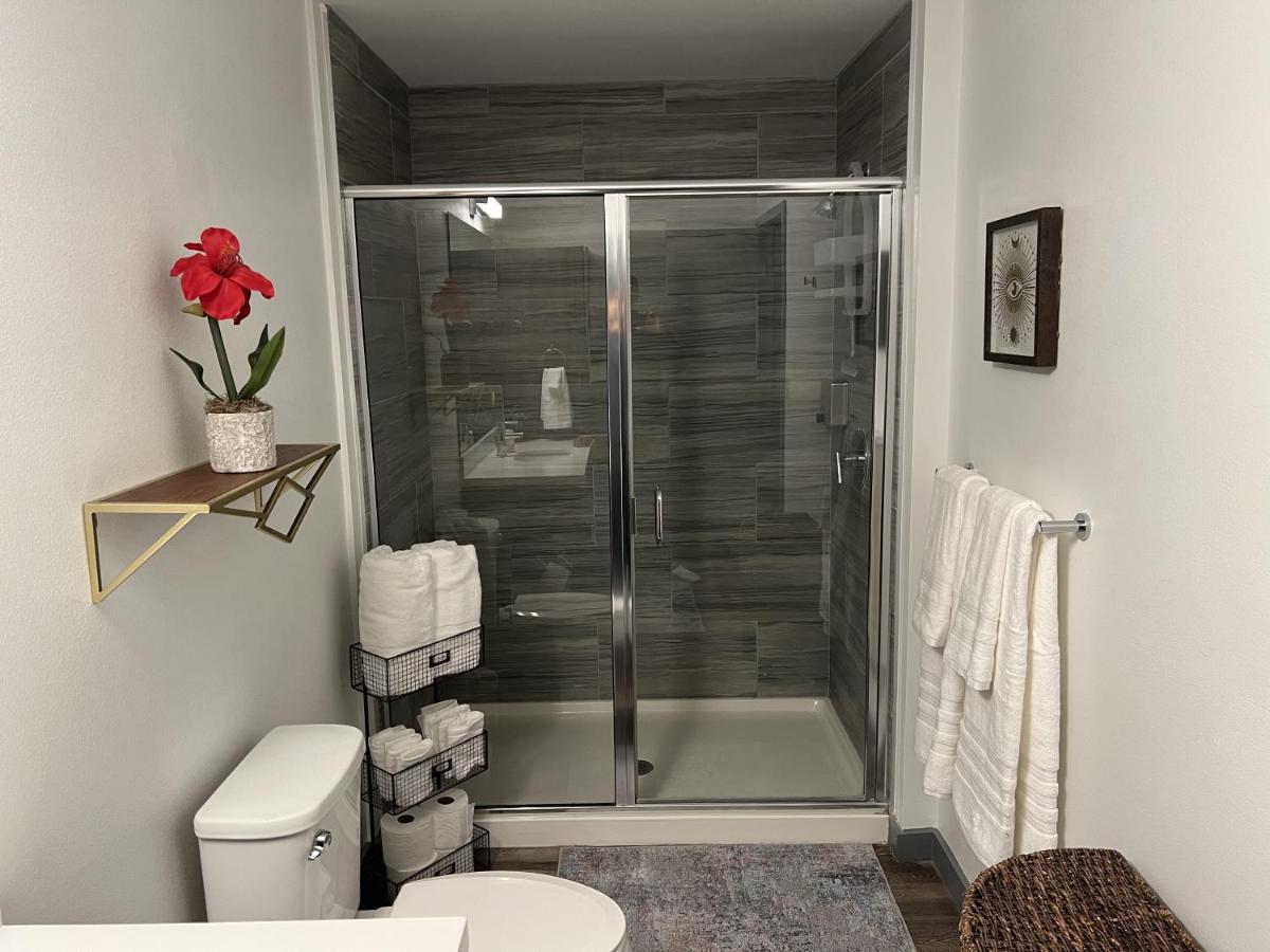 Vibrant Downtown Summerlin *