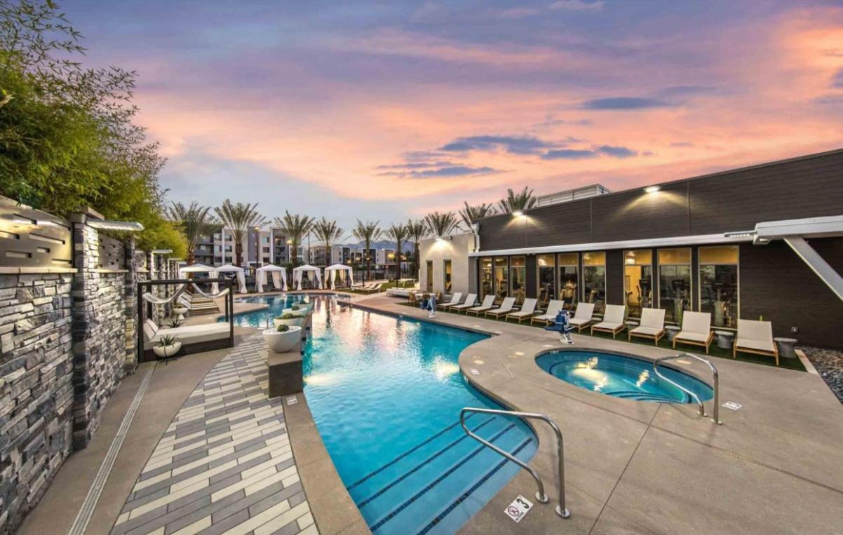 Vibrant Downtown Summerlin