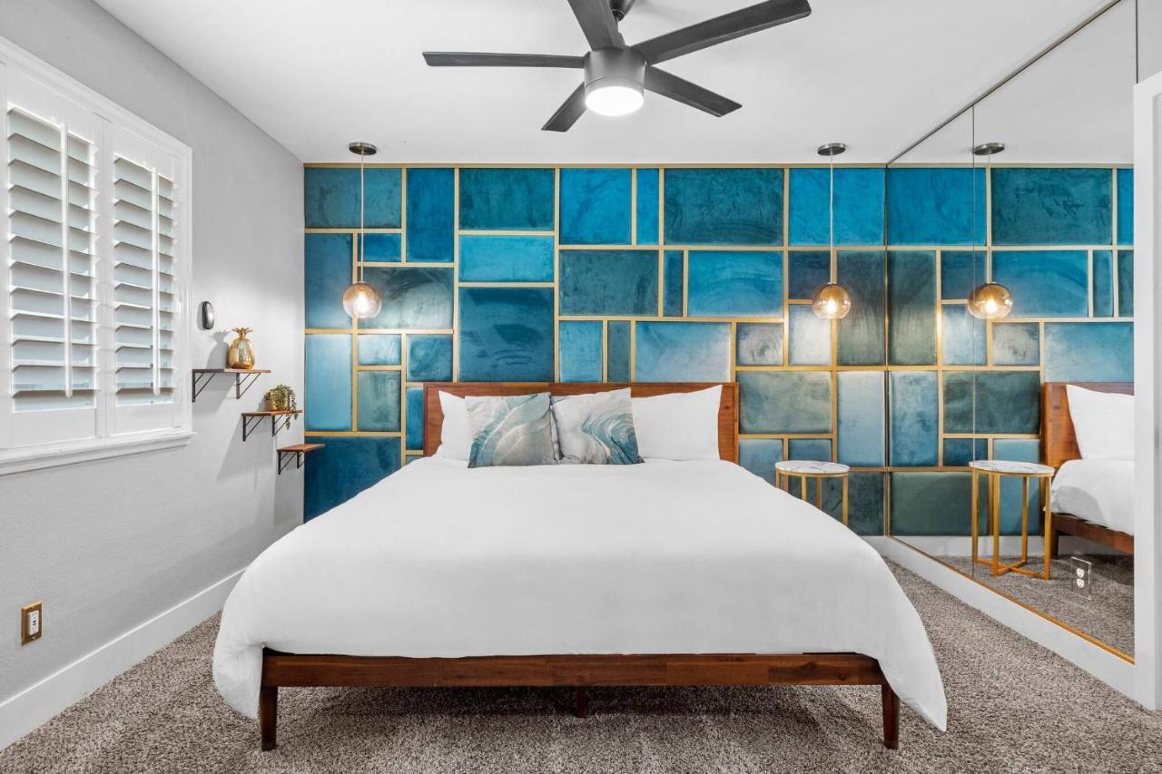 4bdrm 2 Bath Pool Close To Strip Conventions Сasa de vacaciones Las Vegas