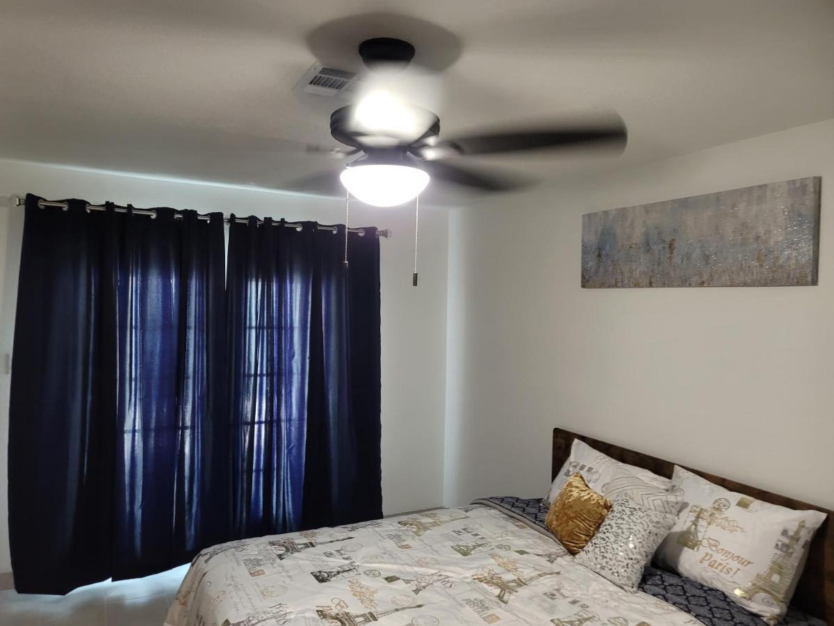 Cheerful, Fresh And Spacious 3 Bedroom Townhome, Сasa de vacaciones *