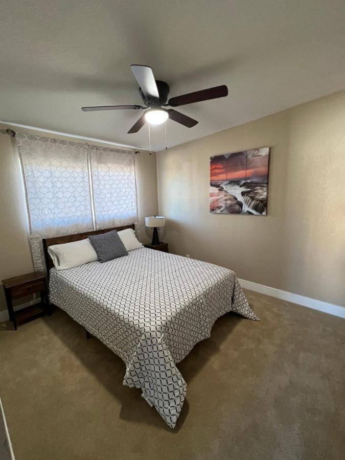 3 Bedroom Flat W/ Private Yard Apartamento *