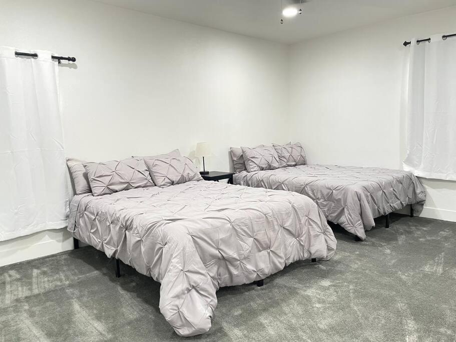 3bedroom 2bath 15 Min To Strip 10 Downtown * Las Vegas