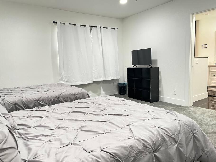 3bedroom 2bath 15 Min To Strip 10 Downtown Сasa de vacaciones Las Vegas