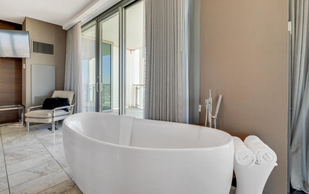 Vegas Palms High 52nd Fl. 1bdr Corner Penthouse 1220sqft Apartahotel Las Vegas
