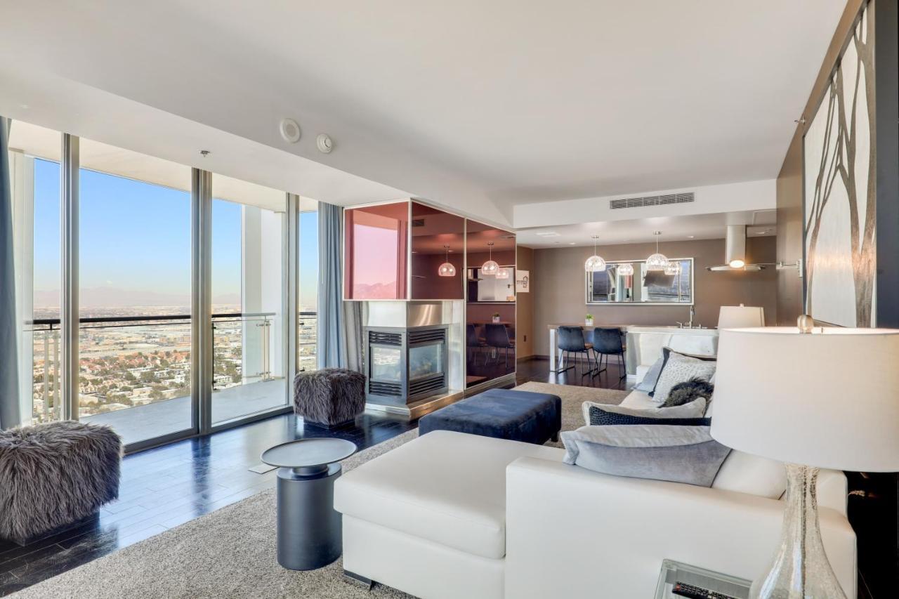 Vegas Palms High 52nd Fl. 1bdr Corner Penthouse 1220sqft